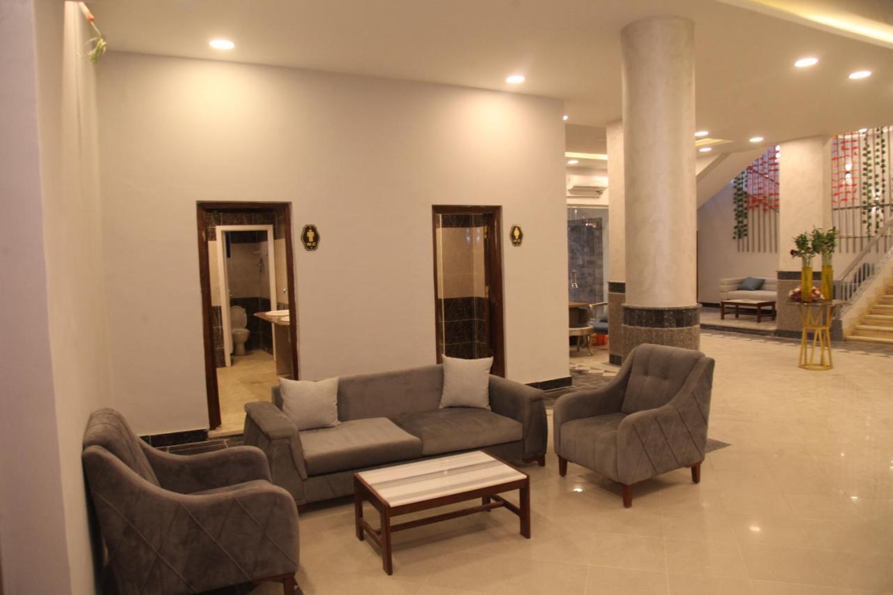 Jewel Assiut Hotel Exterior foto